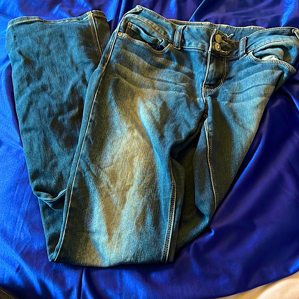 Vanity Blue Jeans, Double button